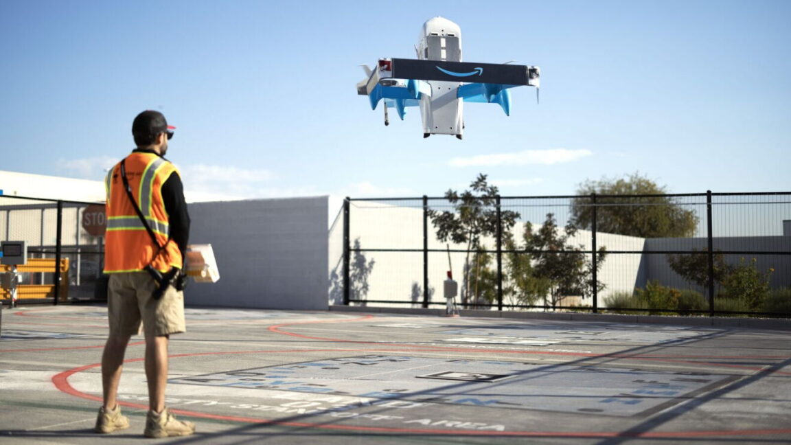 Amazon, Teslimat Drone'larını 500 US Mahallesine Ulaşmak İçin Hedefliyor