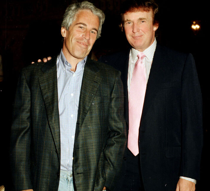 Epstein’in çocuk istismarı görüntüleri büyük bir önbellekte; mağdurlar içerikte kimlerin olduğunu öğrenmek için dava açıyor