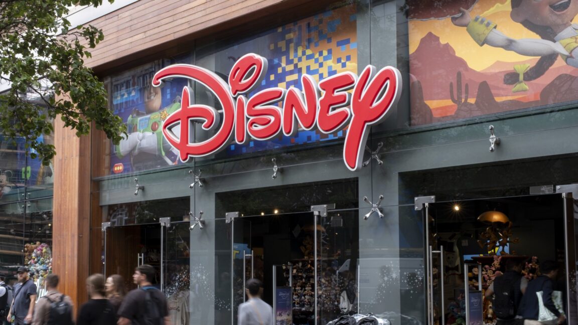 Trump yönetimi ABC davasıyla mücadele ediyor; denetleyiciler Disney'in FCC ile anlaşacağını düşünmüyor