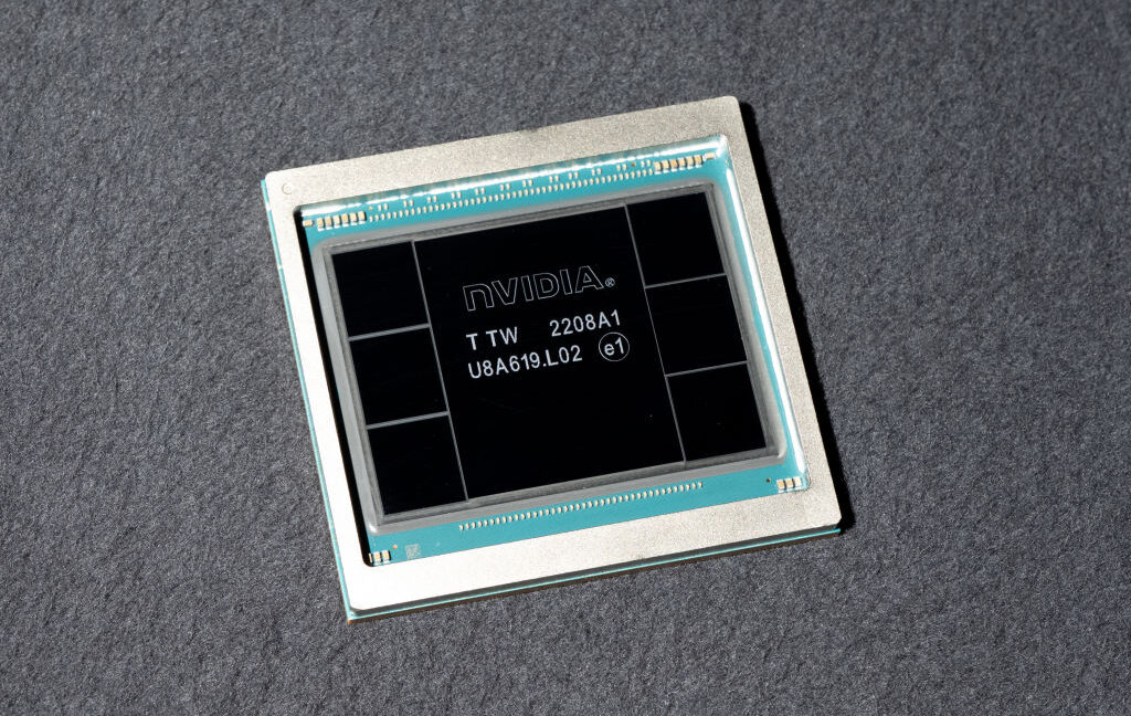 ABD, Çin'e yasa dışı Nvidia çipleri sevk etmekle suçlanan teknoloji CEO’sunu tutukladı